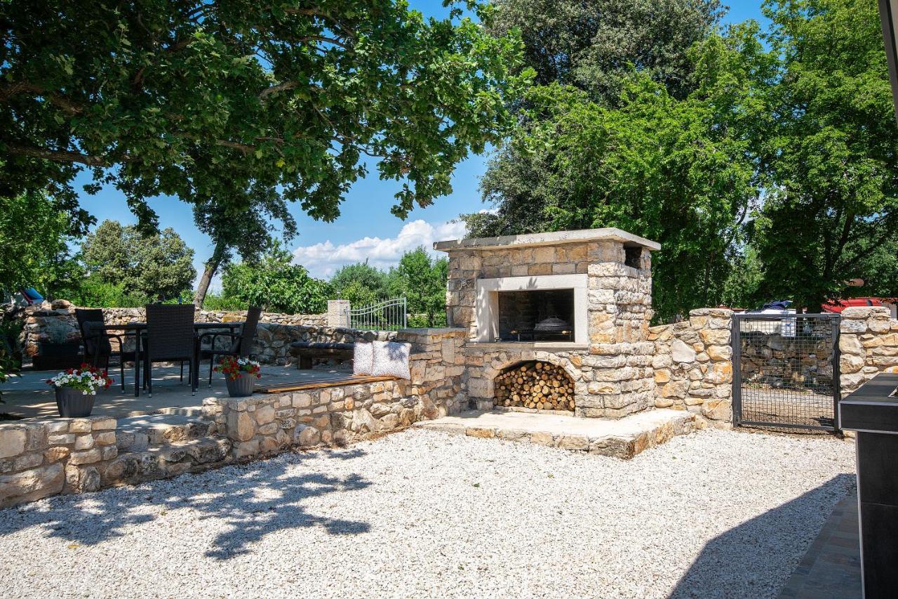 Villa Old Oak Holiday House Rovinj Exterior foto