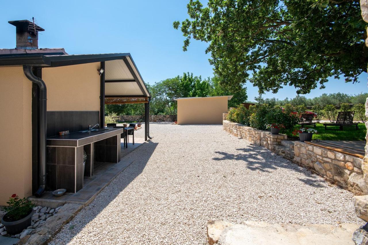 Villa Old Oak Holiday House Rovinj Exterior foto